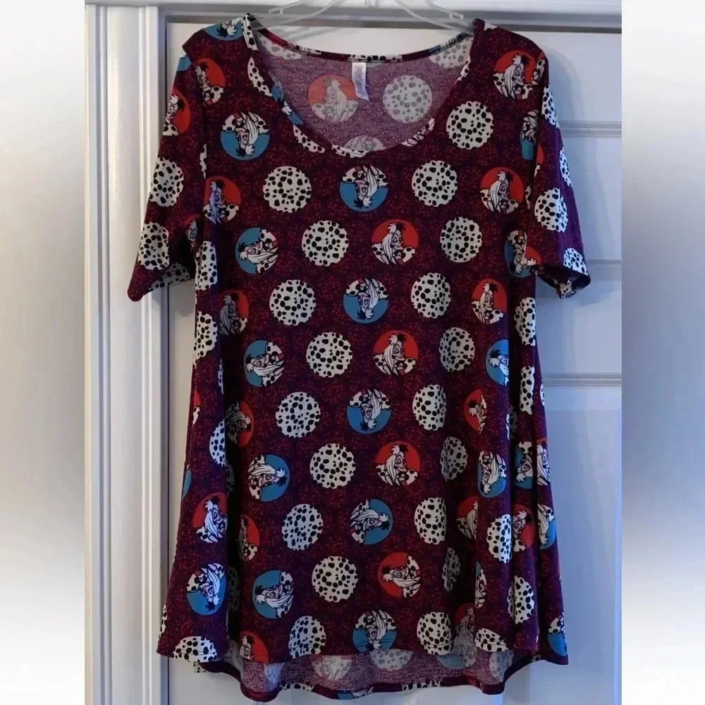 Lularoe Top Cruella De Vil Medium 101 Dalmatians Disney Villains Short Sleeve